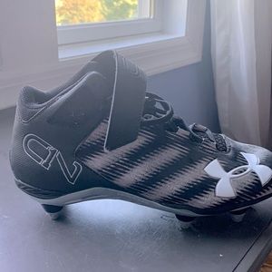 Under Armour football cleats